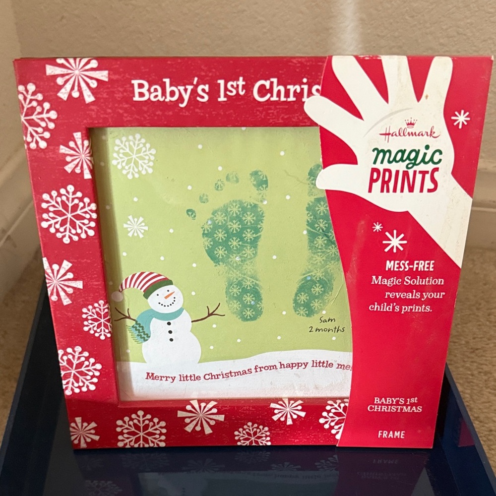 Hallmark Magic Prints Frame with Red and Green Snowman Design